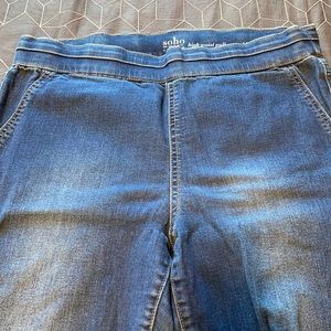 New York and Company High-waist pull-on jeans in large